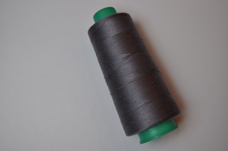 Overlockgarn 120er 2500 m Fb.912 onyx