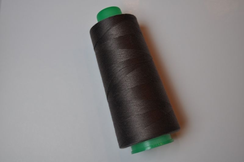 Overlockgarn 120er 2500 m Fb.843 terre