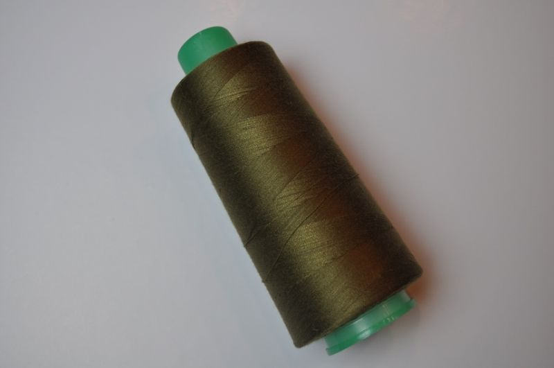 Overlockgarn 120er 2500 m Fb.721 khaki