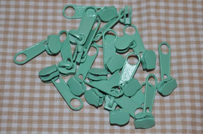 Schieber/Zipper 3 mm Reißverschluss mint