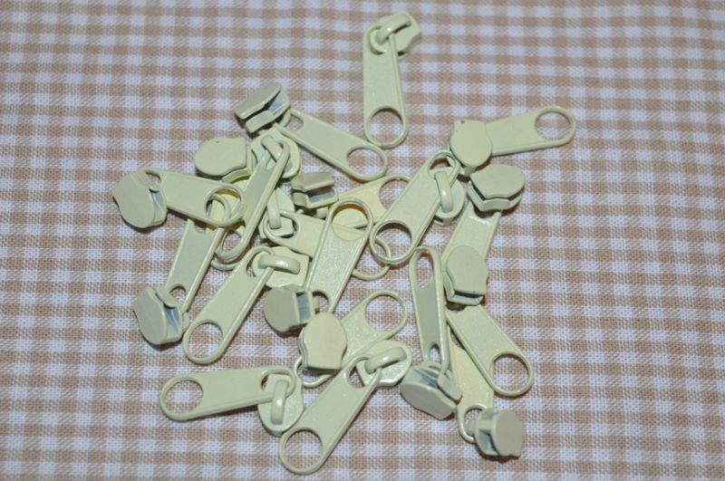 Schieber/Zipper 3 mm Reißverschluss zitrus
