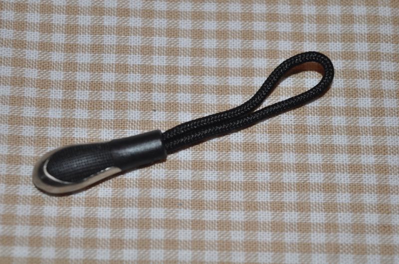 RV Zipperschlaufe mit metallrand schwarz