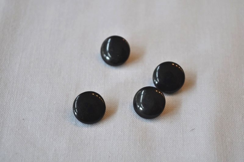 Knopf 12mm Öse Uni schwarz