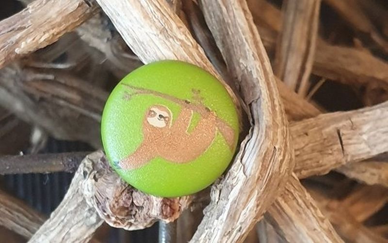 Knopf Polyester Öse Faultier grün