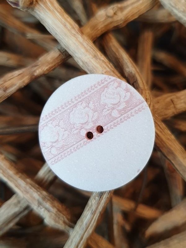 Knopf 28mm Polyester Rosen Shabby weiß/rosa
