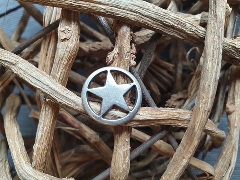 Knopf 18mm Öse Metall Stern