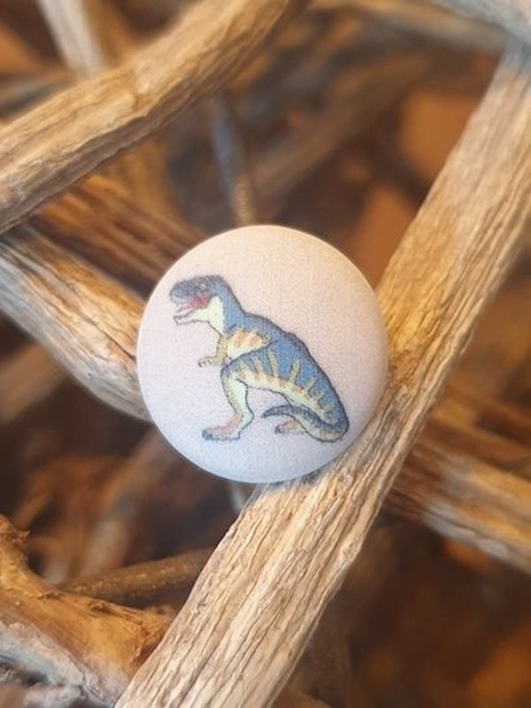 Knopf 15mm Polyester Dinosaurier 1 hellbraun