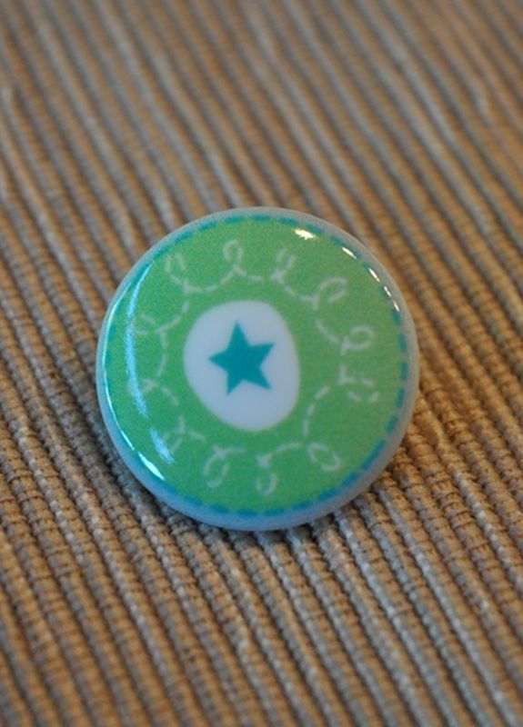 Knopf Tante Ema Stern klein grün