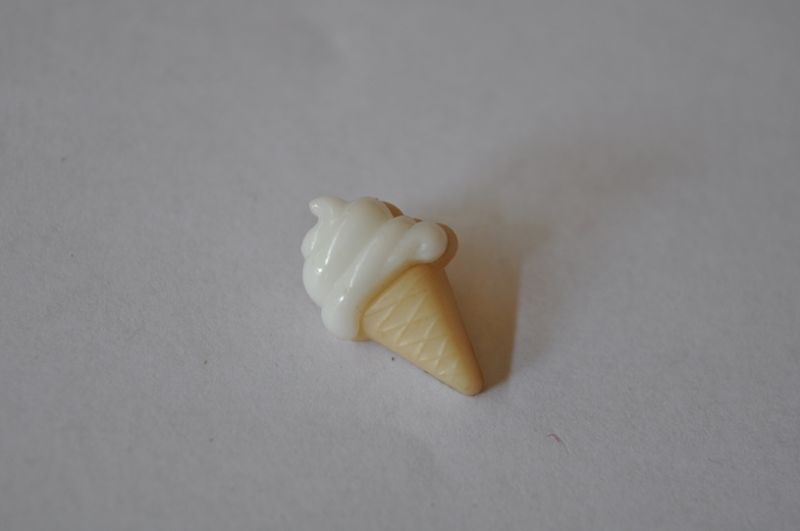 Knopf Eis weiß