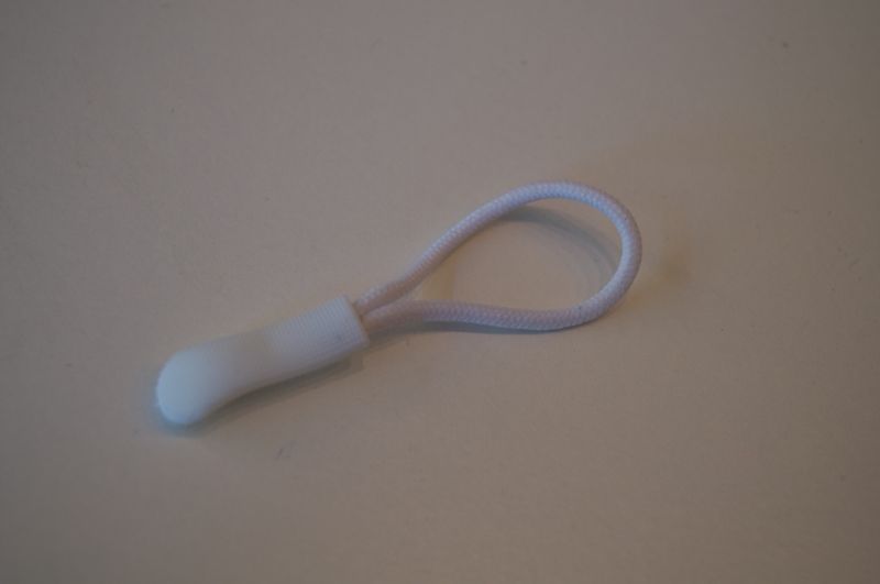 Reißverschluss Zipper Anhänger weiß