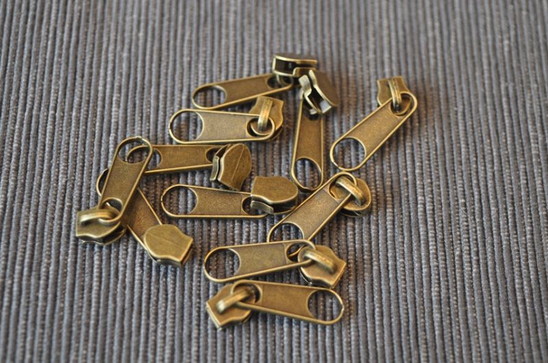 Schieber/Zipper 3 mm Reißverschluss bronze