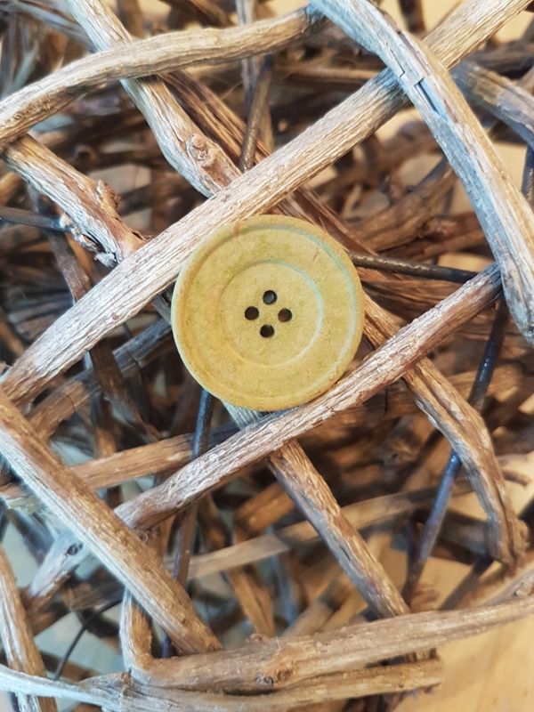 Knopf Polyester Steinoptik ocker 22mm