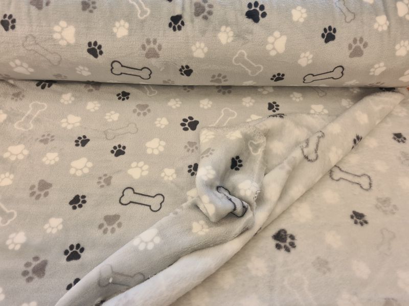 Mikrofleece Tatzen und Knochen Grau