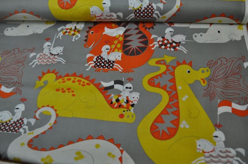 Alexander Henry Knight meets Dragon grau