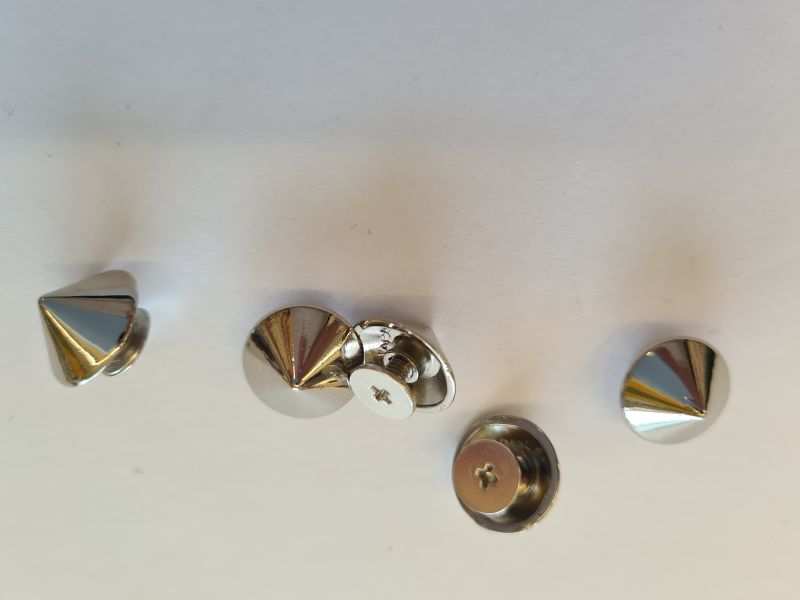 Dekorative Schraubspitze/Niete/Taschenbeine 13mm