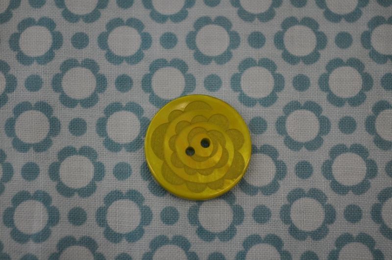 Knopf Blumenkreis groß grün