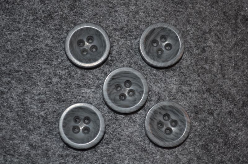 Knopf grau Struktur 2cm