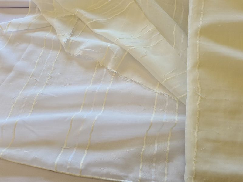 Polyster Gardine schmale Streifen Weiß,Ecru mit Gewicht 250 cm breit