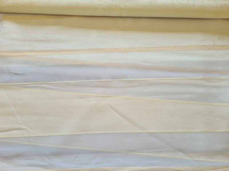 Jaquard mit Chiffon Einsatz Ecru Creme