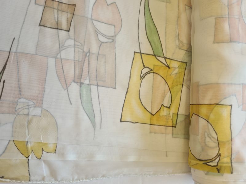 Polyster Gardine 15 Tulpen mit Gewicht 250 cm breit