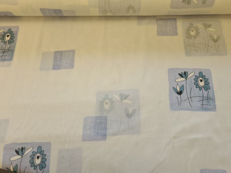 Voile Blümchen Blau