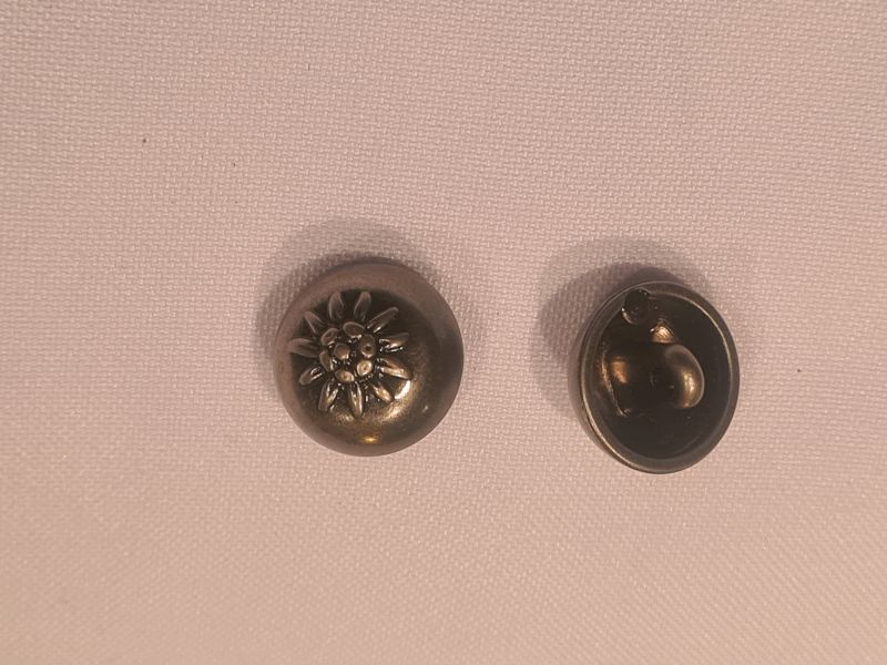 Knopf 15mm Öse Metall Halbkugel Edelweiß Hematit