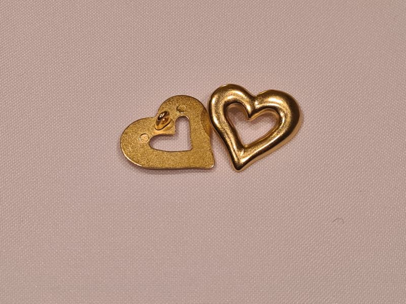 Knopf 25mm Öse Metall Herzform mit ausschnitt Gold