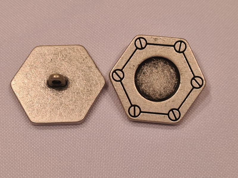 Knopf 25mm Öse Sechseck Steam Punk Silber matt