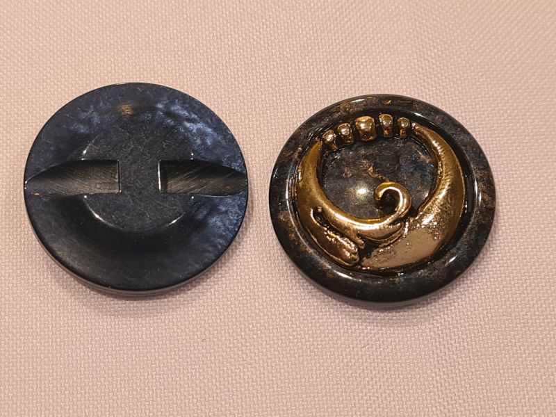 Knopf 27mm Öse Hornoptik mit Metallkranz dunkelblau