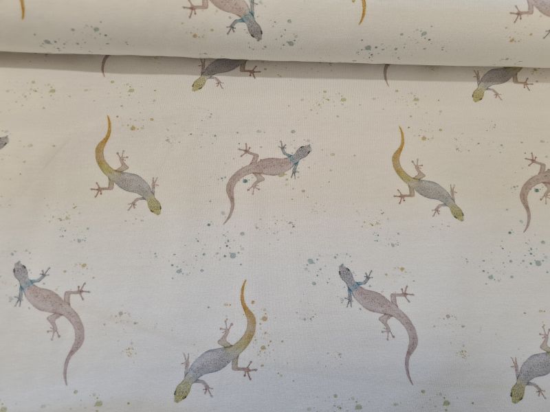 Jersey Wild Animals by Cristiane Zielinski Geko Weiß