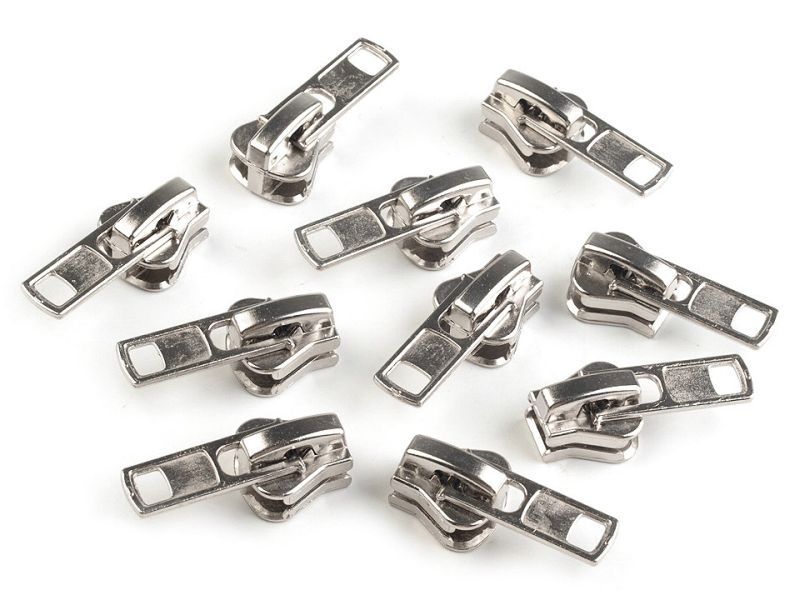 1 Schieber/Zipper 8mm Reißverschluss silber