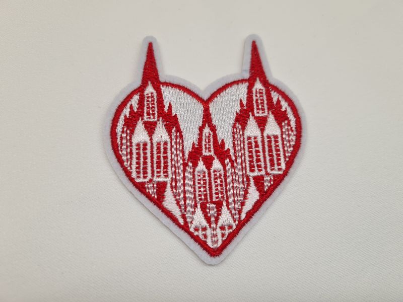 Applikation/Bügelbild Karneval Herz Dom linien