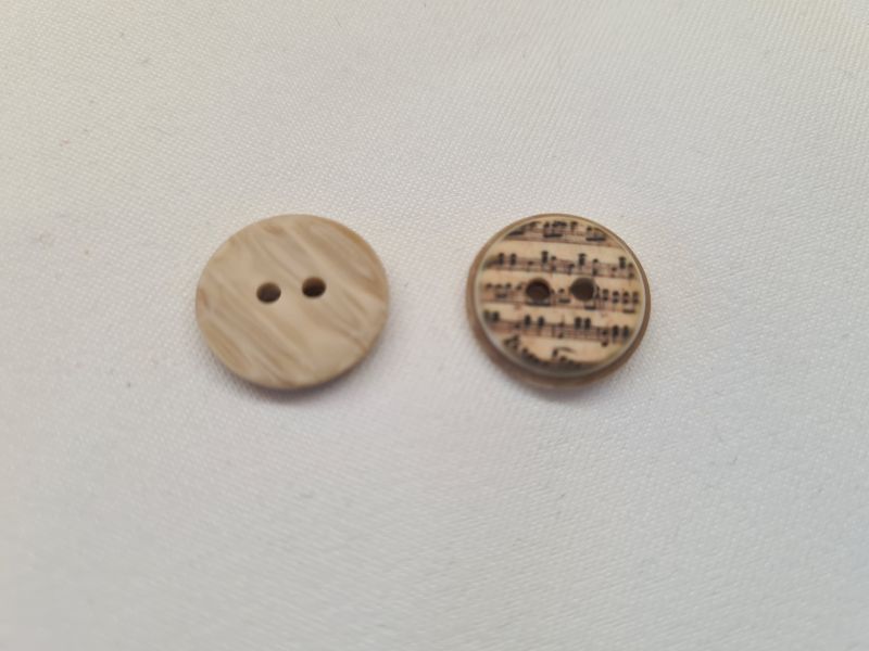 Knopf 15mm 2-Loch Kunststoff Noten