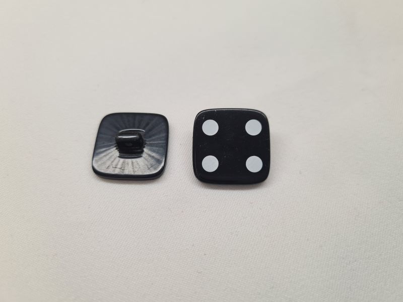 Knopf 20mm Öse Kunststoff Würfelaugen 4 Schwarz