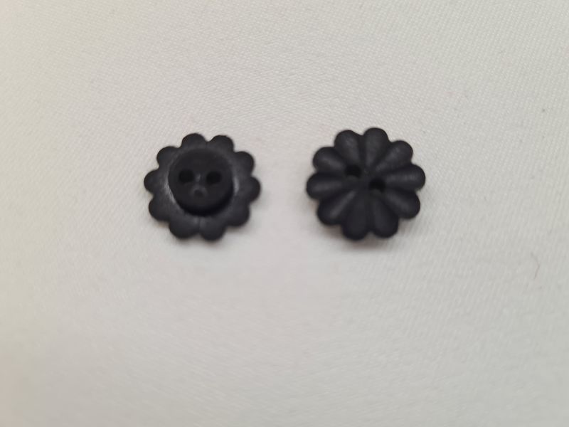 Knopf 13mm 2-Loch Kunsstoff Blümchenform Schwarz