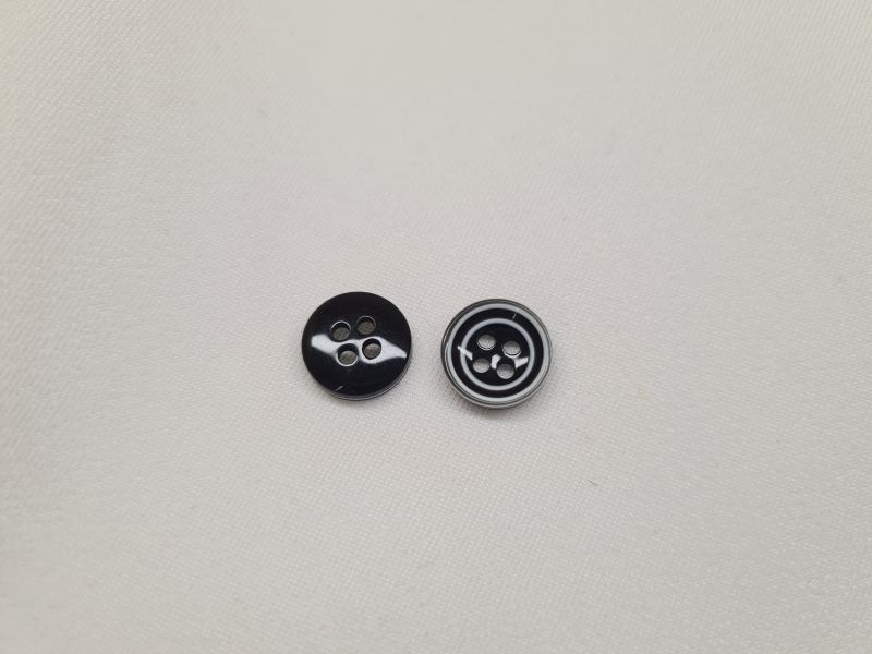 Knopf 11mm 4-Loch mit 2 weißen Ringen Schwarz