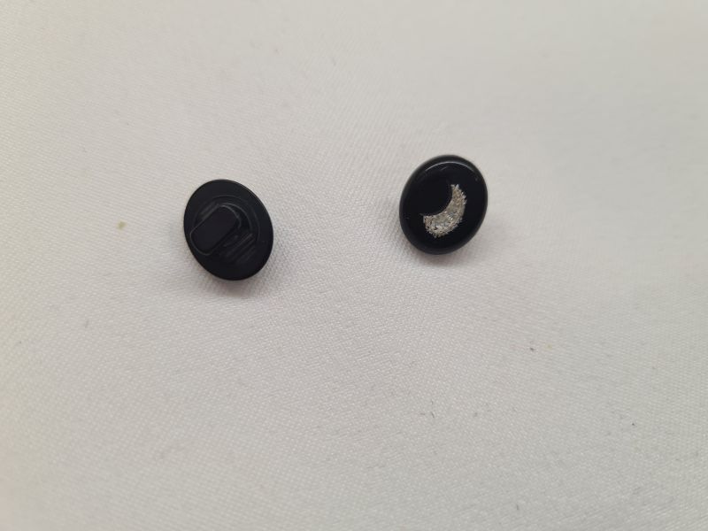 Knopf 11mm Öse Elipse mit Glitzer schweif Schwarz