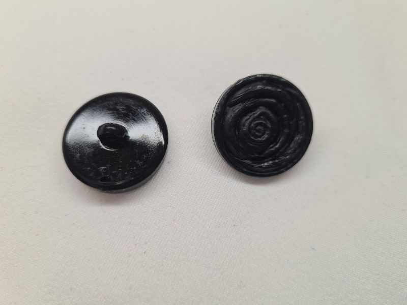 Knopf 22mm Öse Kunststoff Rose Schwarz