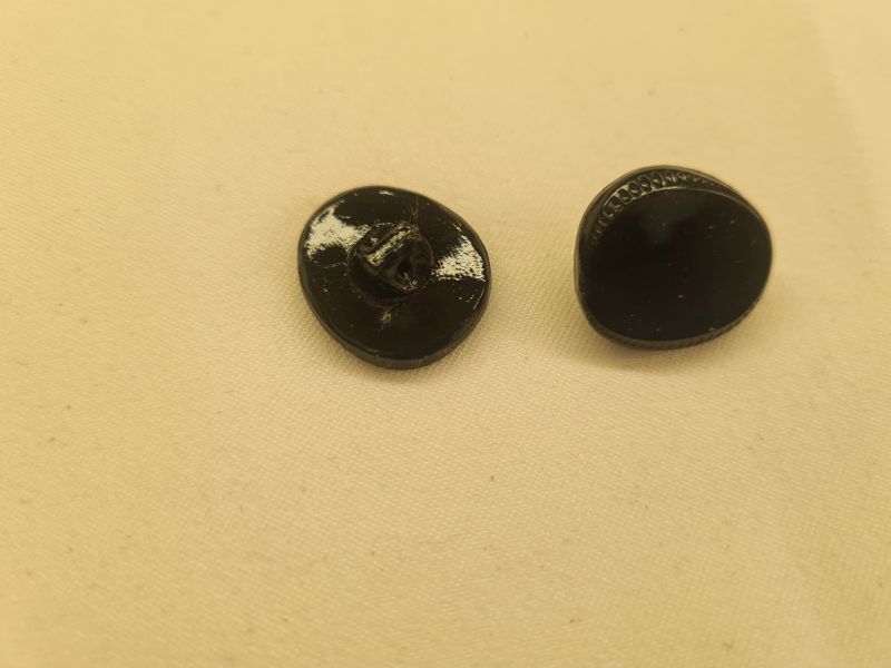 Knopf 18mm Öse Golfball Schliff Schwarz