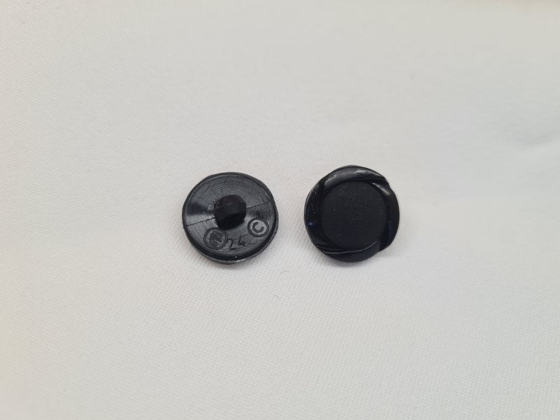 Knopf 15mm Öse Rund mit Ramen überlappend Schwarz