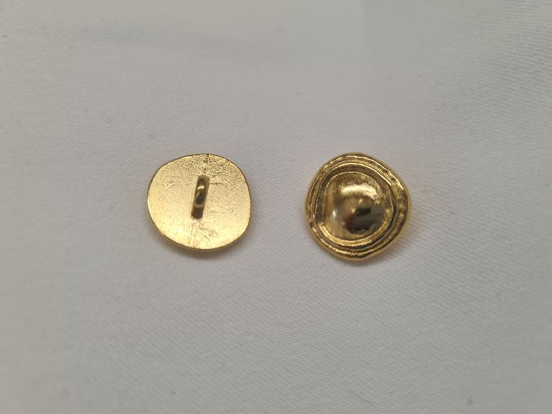 Knopf 15mm Öse Metall Lavaoptik Gold