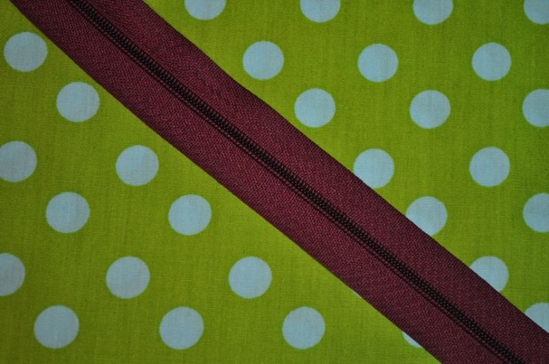 [50716.178] Endlosreißverschluss 3 mm weinrot