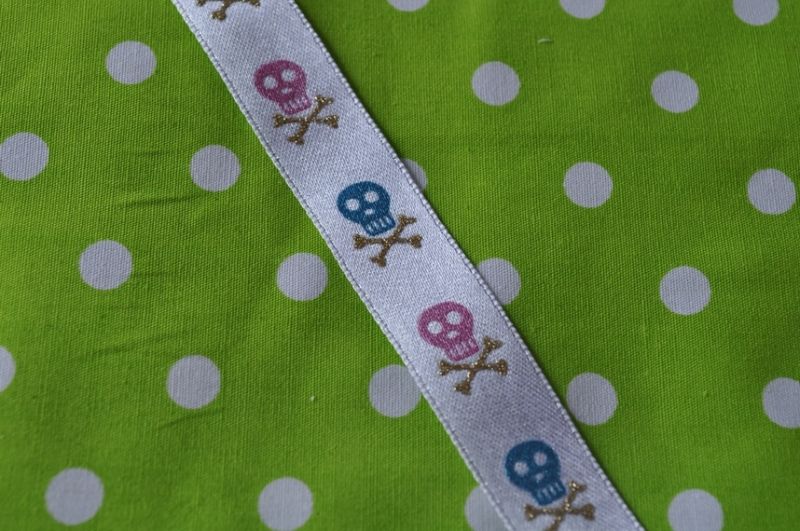 Satinband Totenkopf Glitzer Weiß