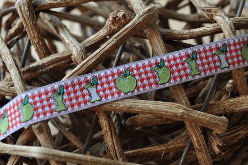 Webband Äpfel Karo rot