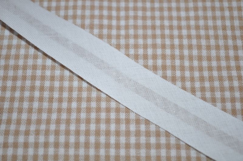[260212.100] Schrägband gefalzt 20 mm weiß