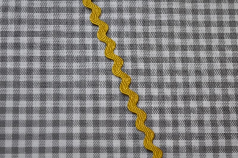 Zackenlitze 4 mm ocker