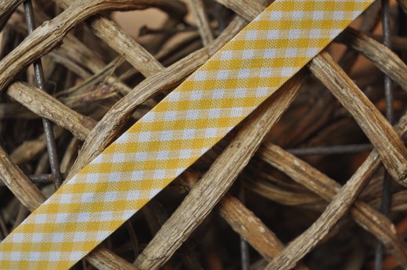 Schrägband mini vichy karo gefalzt 18 mm gelb