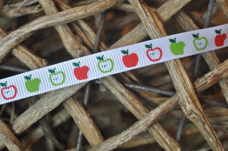 Ripsband *äpfelchen* weiß