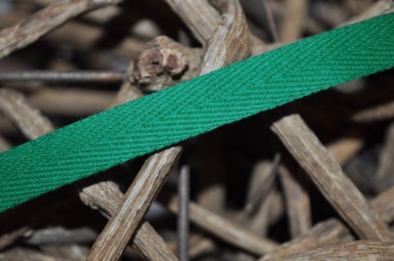 Köperband dunkelgrün 10mm