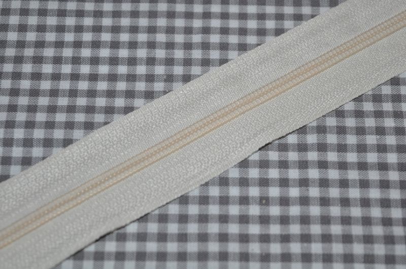 Endlosreißverschluss 3 mm beige